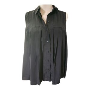 Sleeveless Pleated black blouse